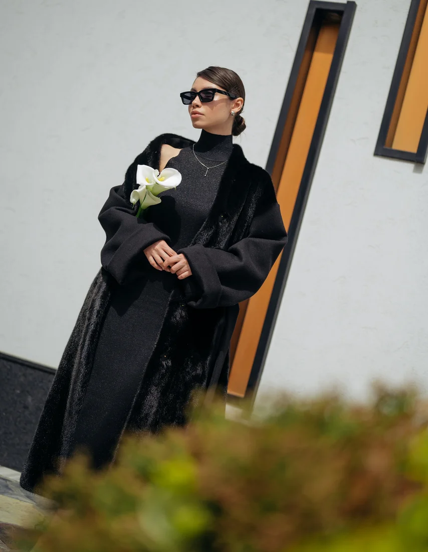Black Cashmere Coat with Mink
