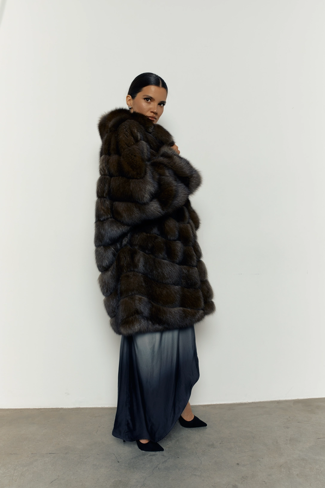 Batwing Sable Fur Coat - Image 4