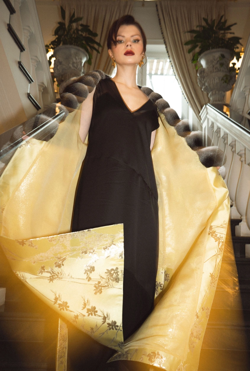 French Jacquard & Chinchilla Kimono