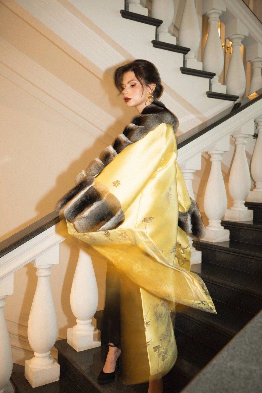 French Jacquard & Chinchilla Kimono