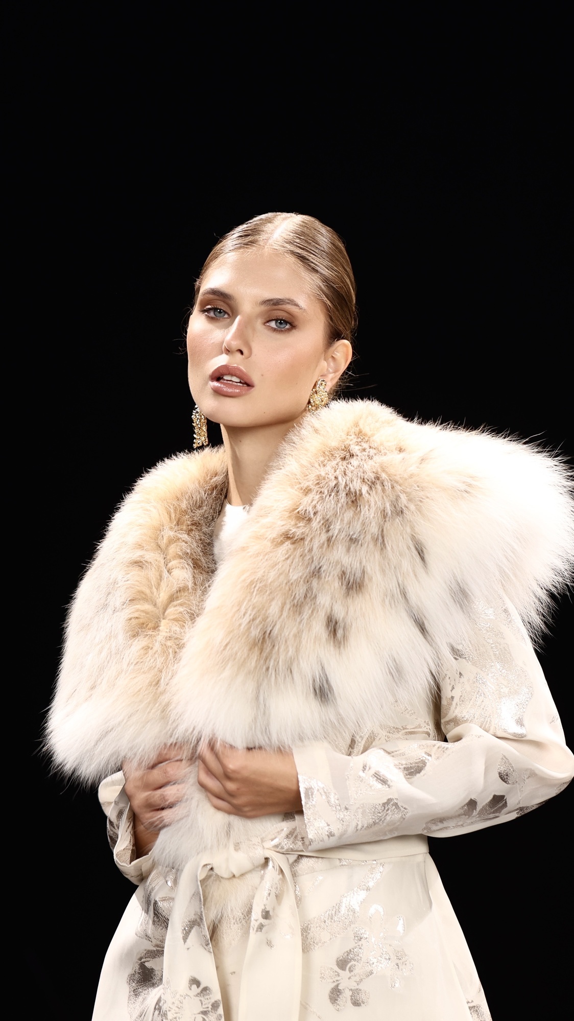 French Organza & Siberian Lynx Coat